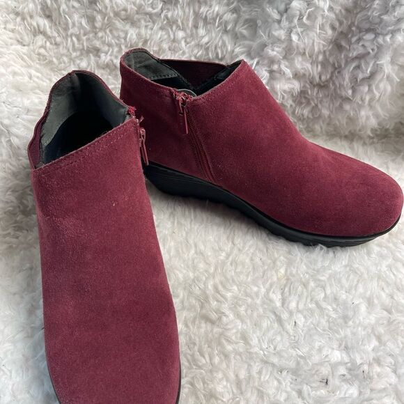 SKECHERS PARALLEL - DITTO LEATHER SUEDE BURGUNDY  WEDGE ANKLE BOOTS SZ10 - Picture 2 of 12